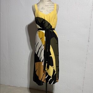 Worthington Yellow and Black Patterned Midi Dress